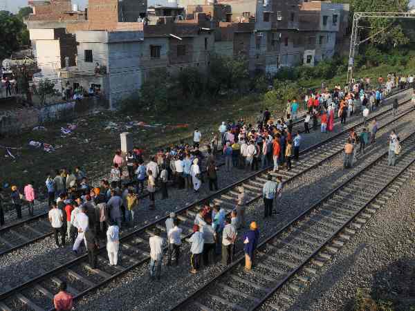 अमृतसर रेल हादसा: अब तक 62 लोगों की मौत 