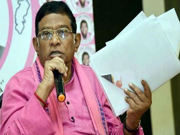 अपनो ने डुबोई कांग्रेस की नैया