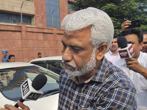 एके बस्सी का पोर्ट ब्लेयर किया गया ट्रांसफर