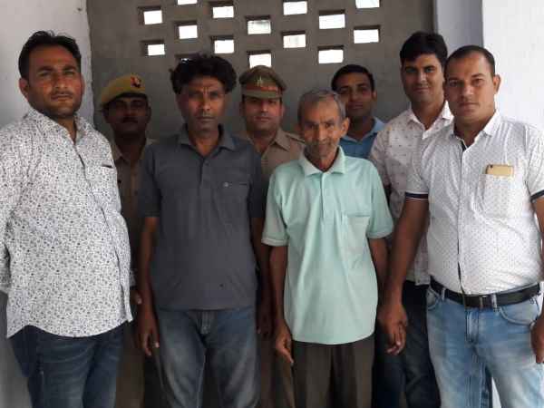 fake acid attack social worker doctor samina in bulandshahr fake acid attack social worker doctor samina in bulandshahr