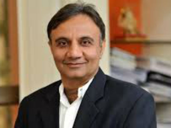 शिकारियों, लोमड़ियों को देखना मुझे पसंद है: बख्शी