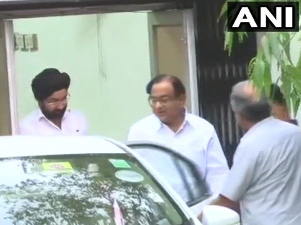 'राहुल गांधी को प्रधानमंत्री पद के उम्मीदवार के तौर पर पेश नहीं करेगी पार्टी'