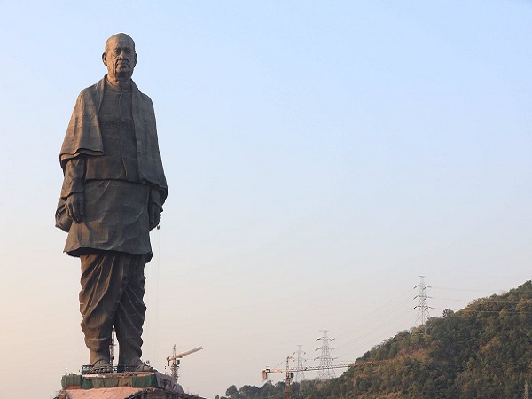 शिल्पकारों को पीएम मोदी ने दिया धन्यवाद शिल्पकारों को पीएम मोदी ने दिया धन्यवाद