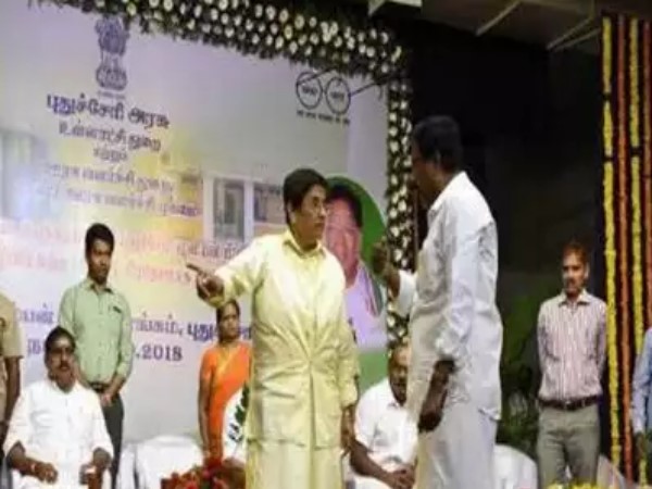 घटना के बाद किरण बेदी ने ट्वीट किया घटना के बाद किरण बेदी ने ट्वीट किया