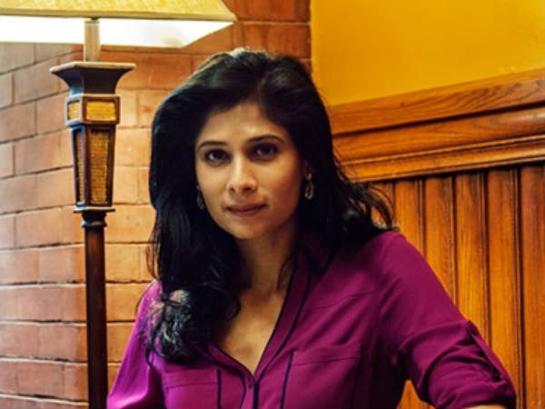 हार्वर्ड यूनिवर्सिटी में प्रोफेसर हैं गीता