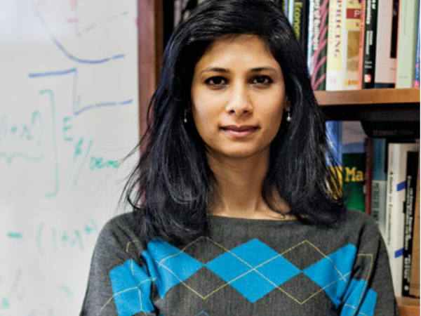 गीता की जाति में लोगों की दिलचस्पी