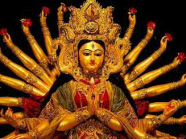 मां को सुगन्धित धूप अगरबत्ती अर्पित कर दें मां को सुगन्धित धूप अगरबत्ती अर्पित कर दें