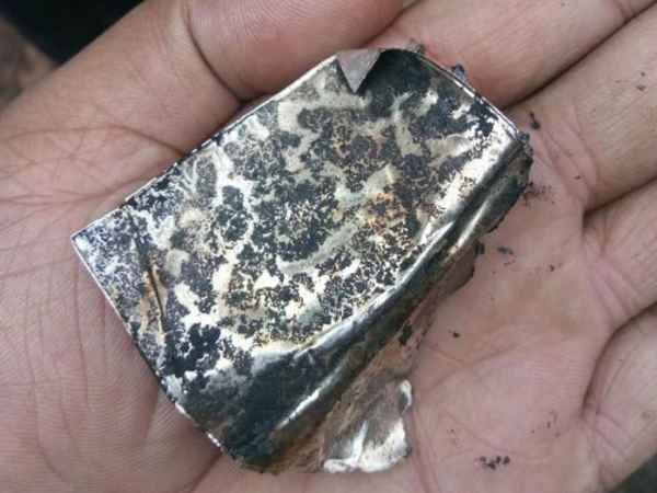 आसमान से गिरी आग