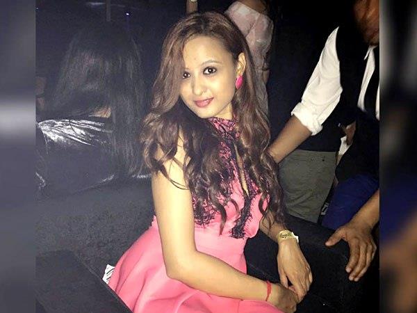 'पता नहीं मुझे क्या और मैंने अपने कपड़े उतार दिए' 'पता नहीं मुझे क्या और मैंने अपने कपड़े उतार दिए'