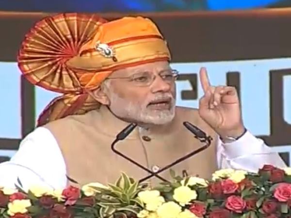 पहले काम कम एक परिवार के नाम का प्रचार ज्यादा होता था: मोदी