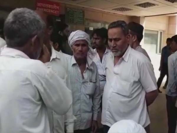 under construction site collapse in Noida Sector 39 4 labourers dead 5 injured