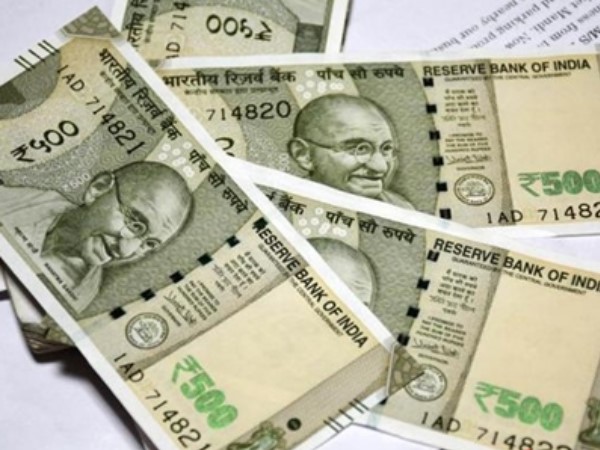 10-20 रुपये के सामान के बदले 500 का नोट देता था