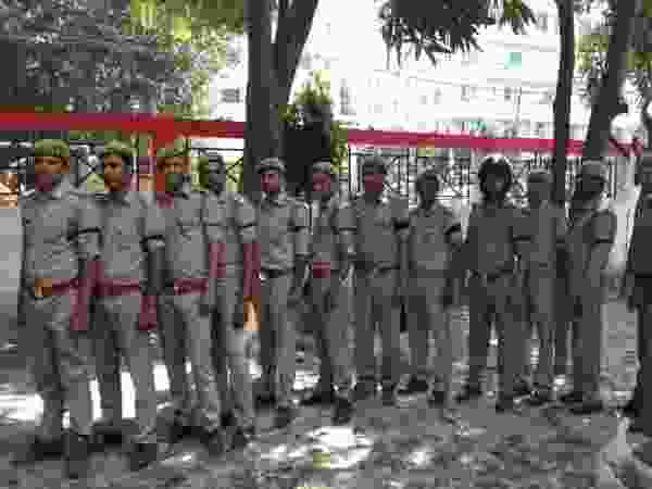  ‘खाकी के सम्मान में, उत्तर प्रदेश पुलिस मैदान में'