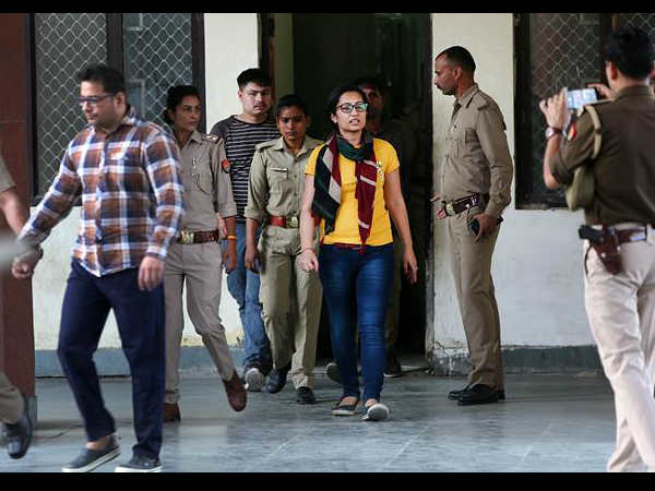 चौथे आरोपी को तलाश रही पुलिस