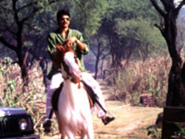  26 साल की उम्र में विधायक बने 'राजा भैया'