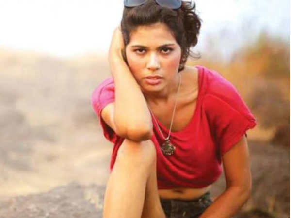 मॉडल-एक्‍ट्रेस हैं फातिमा