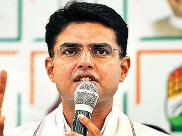 'अंदरूनी कलह और गुटबाजी'