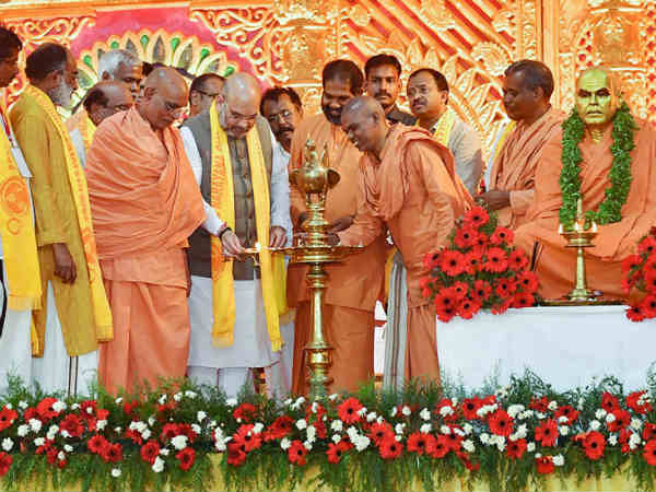 ध्रुवीकरण