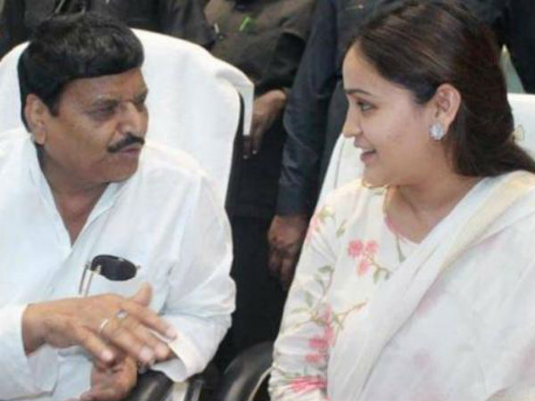 अपर्णा ने की चाचा शिवपाल यादव की जमकर तारीफ 
