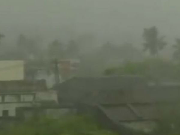 'तितली' के कारण बंगाल-बिहार में भारी बारिश की आंशका