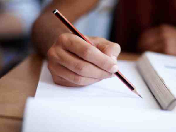 ब्लैक लिस्टेड एजेंसी नहीं जांचेगी कॉपी 