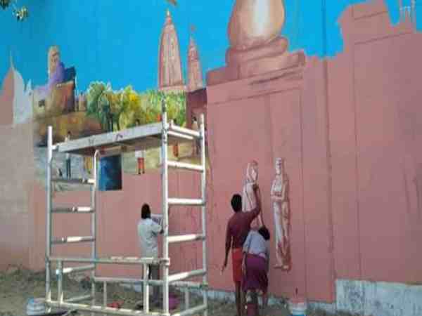 नामी कलाकार कर रहे हैं पेंटिंग नामी कलाकार कर रहे हैं पेंटिंग