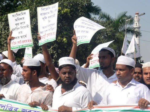 इमाम ने स्टायपेंड बढ़ाने की मांग की