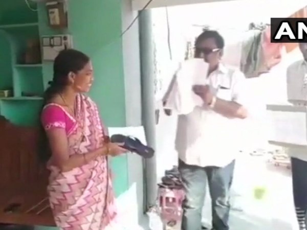 Telangana Candidate Akula Hanumanth Hands Out Slippers, Wants People To Beat Him Telangana Candidate Akula Hanumanth Hands Out Slippers, Wants People To Beat Him