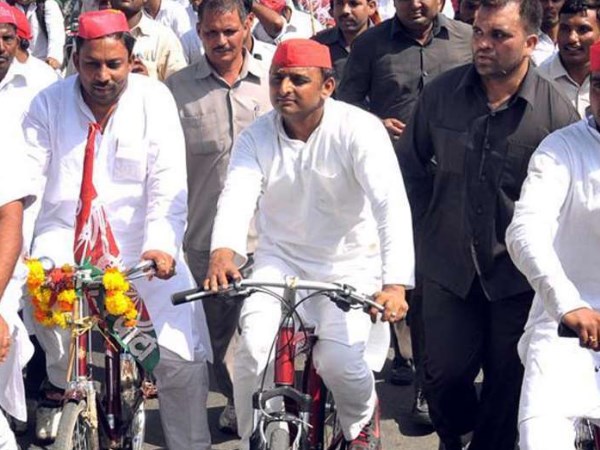 सपा बसपा गठबंधन बीजेपी के लिए बना सकता है चिंता का विषय सपा बसपा गठबंधन बीजेपी के लिए बना सकता है चिंता का विषय