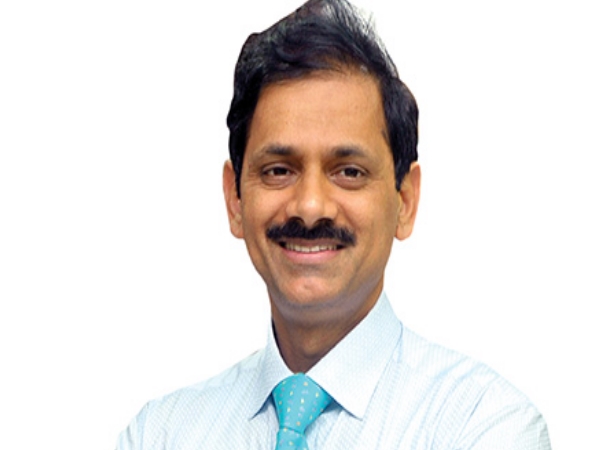 मालिक ने ड्राइवर,नौकरानी, परिवार को दिए 20Cr के दिवाली गिफ्ट मालिक ने ड्राइवर,नौकरानी, परिवार को दिए 20Cr के दिवाली गिफ्ट