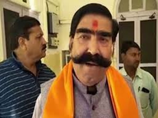 जेएनयू में मिलते हैं हजारों कंडोम