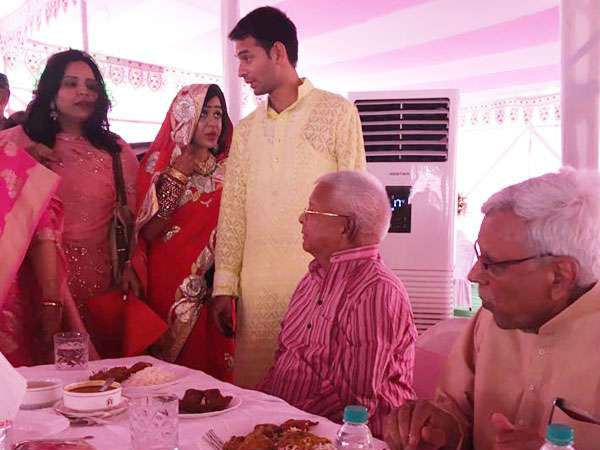 तेज प्रताप के ट्विटर और इंस्‍टाग्राम अकाउंट से ऐश्‍वर्या की तस्‍वीरें गायब