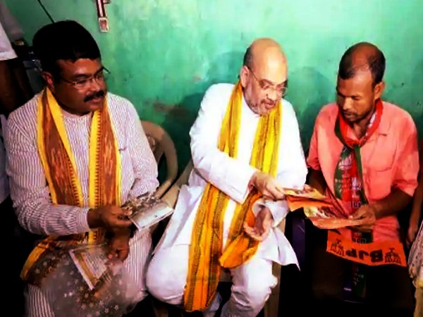 पिछले साल जुलाई में बीजेपी अध्यक्ष ने किया था इस ग्रामीण के घर लंच