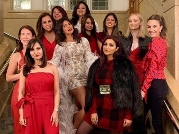 ईशा की सगाई में परफॉर्म करेंगी प्रियंका चोपड़ा