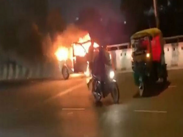 सोशल मीडिया पर वायरल हुआ वीडियो