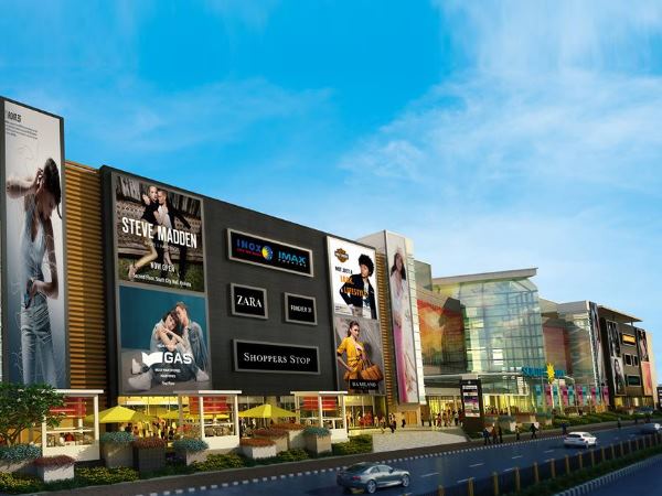 'स्टाफ मुझसे कहता है कि टॉयलेट में स्तनपान करा लूं' 'स्टाफ मुझसे कहता है कि टॉयलेट में स्तनपान करा लूं'