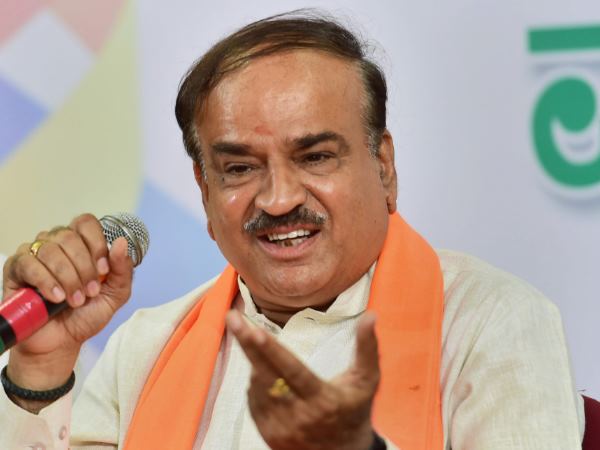 85 फीसदी तक सस्ती हुईं थी दवाएं 85 फीसदी तक सस्ती हुईं थी दवाएं