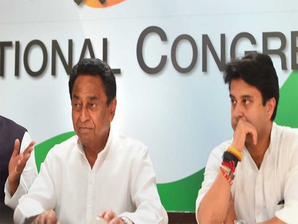 मध्य प्रदेश में कई कांग्रेस नेताओं ने छोड़ी पार्टी