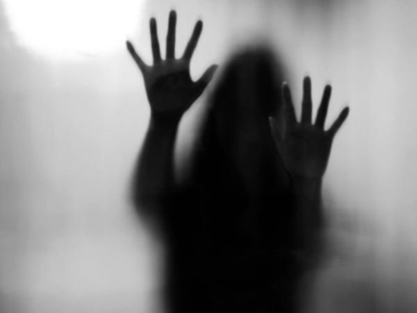 अक्‍सर 3 से 4 के बीच ही टूटती है नींद, बुरे सपनों का भी यही वक्‍त