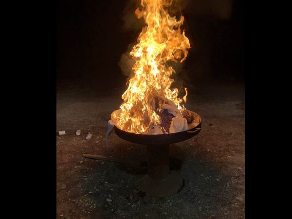 सोशल मीडिया पर वायरल तस्वीरें