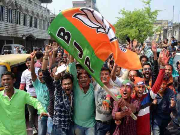 जनता तय करे, 15 सालों का विकास चाहिए या 15 प्रतिशत कमीशनखोरी