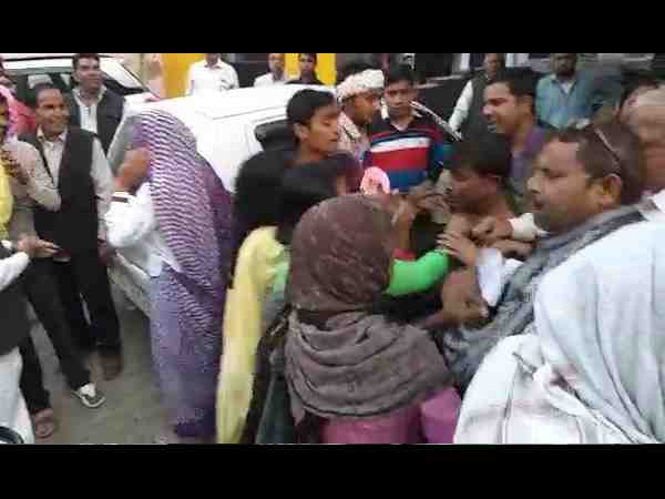 devar beaten by woman and her son in up bulandshahr