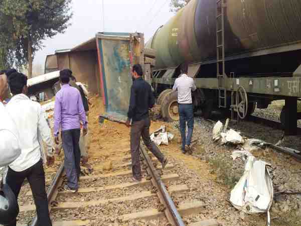 dumper collide with petrol filled train in kanpur lucknow route