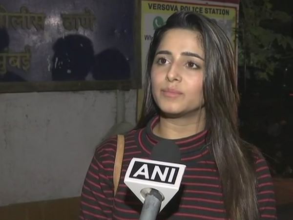 केट शर्मा ने वापस ली अपनी शिकायत