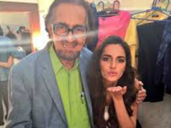  सर्फ की ललिता जी वाला विज्ञापन भी अलीक के दीमाग की उपज