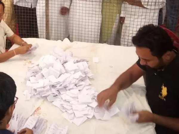 भाजपा को बढ़त