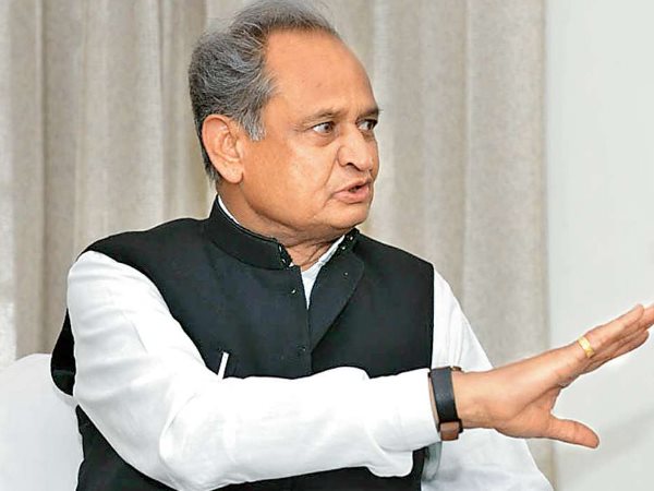 नोटबंदी के बाद के मोदी के बयान पर टिप्पणी नोटबंदी के बाद के मोदी के बयान पर टिप्पणी