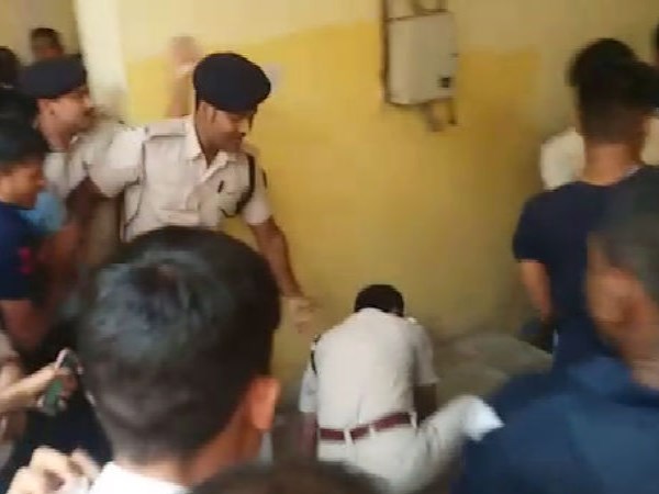 Bihar: 175 trainee cops, 10 police personnel suspended over rampage following lady constables death Bihar: 175 trainee cops, 10 police personnel suspended over rampage following lady constables death