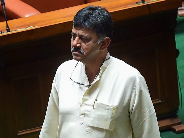 क्या कोई नए राजनीतिक गठबंधन की बन रही रणनीति?