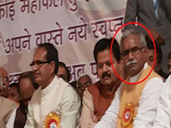 'आरोपी पार्टी में शामिल कराए जाएंगे तो कैसे लड़ी जाएगी भ्रष्टाचार के खिलाफ लड़ाई'